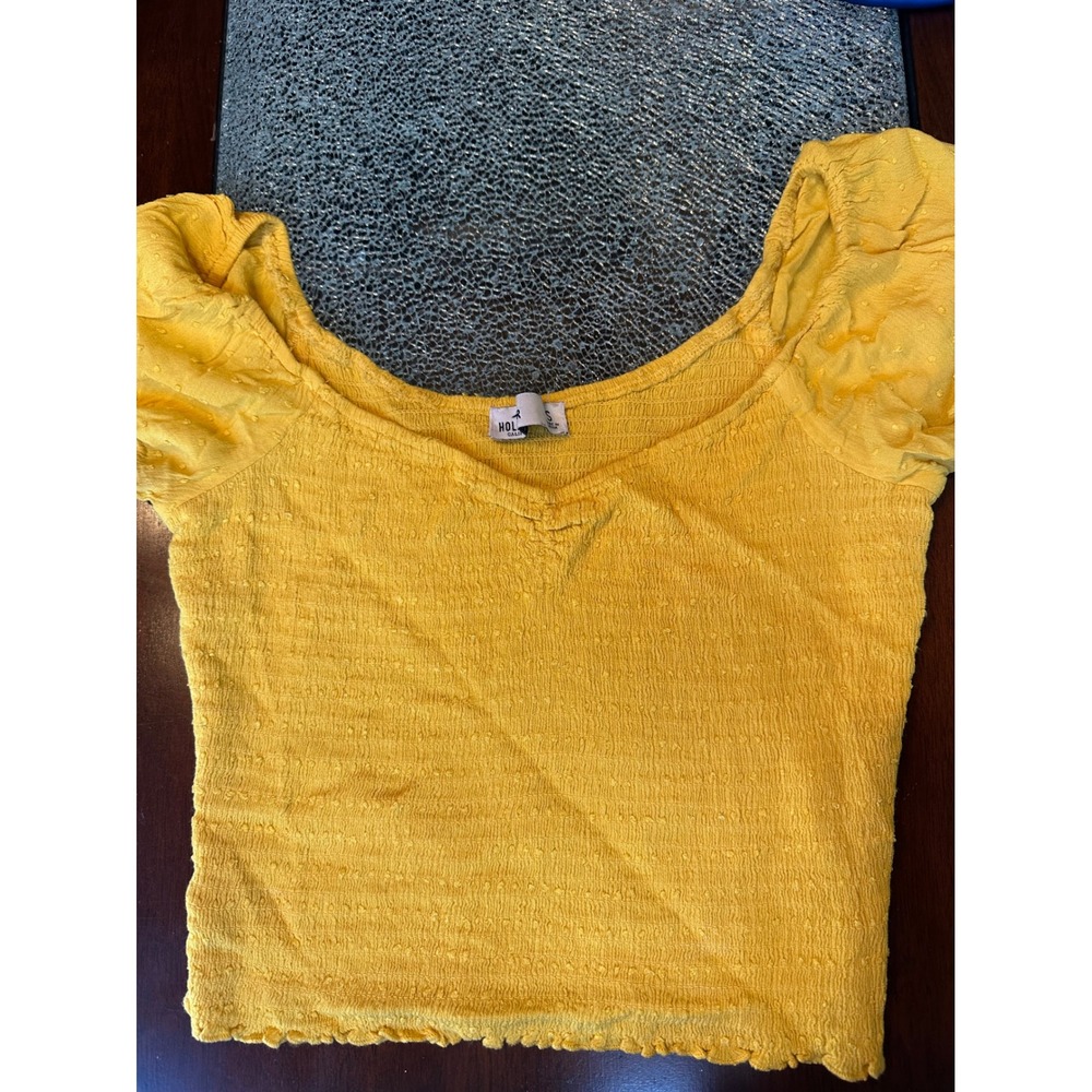 Women's Hollister Yellow crop top